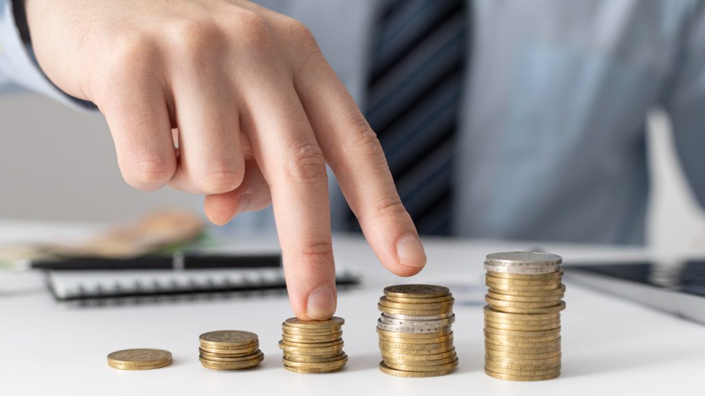 regularny wzrost dochodów